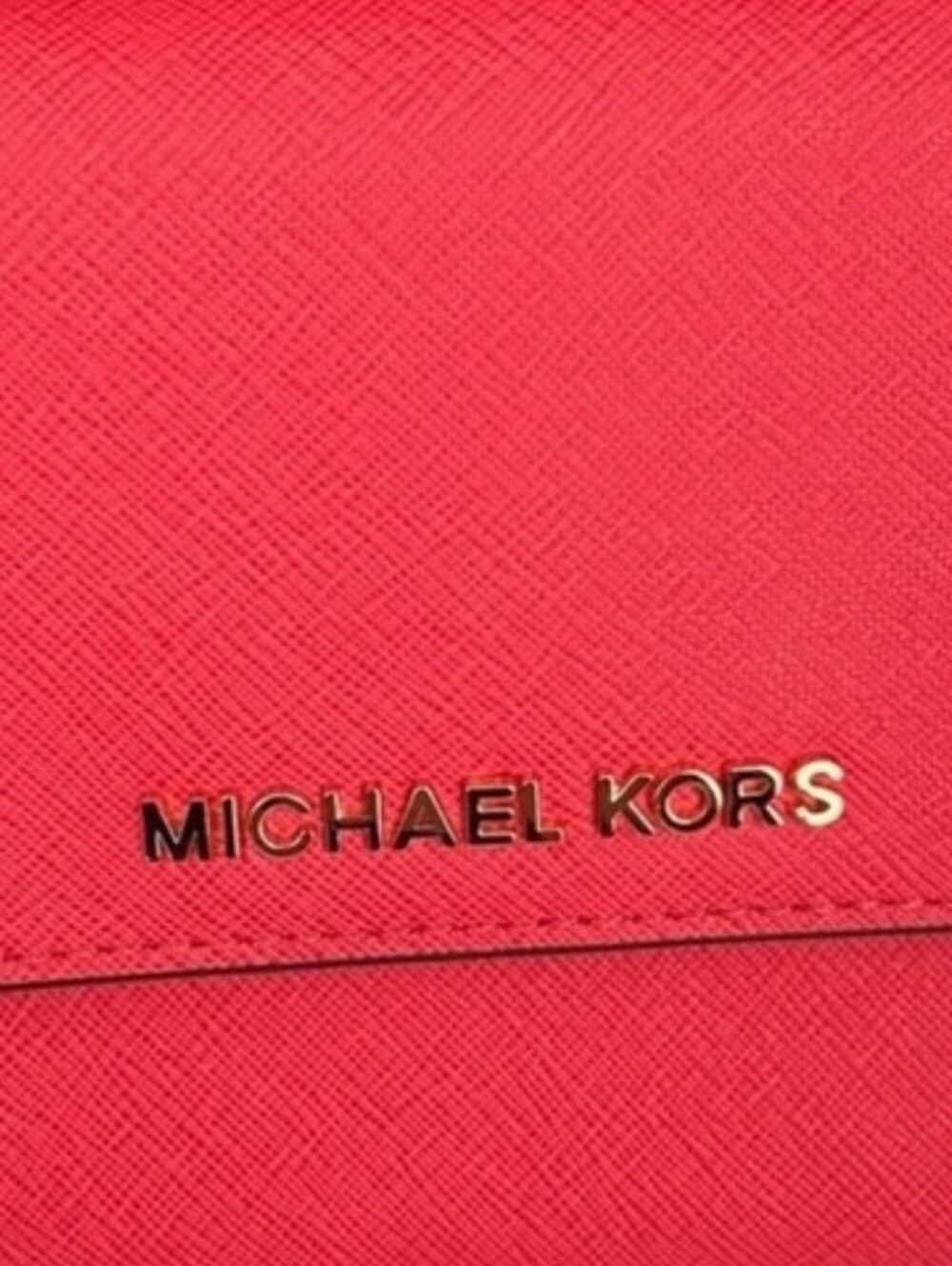 Michael Kors Coral Saffiano Leather 3-in-1 Crossbody Bag with Gold Hardware EUC - Picture 8 of 12